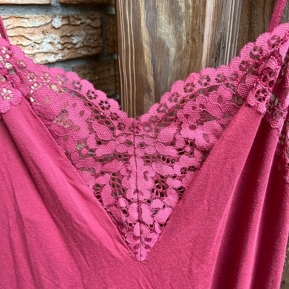 Victoria's Secret Pink/Red Lace Chemise - Picture 2 of 4